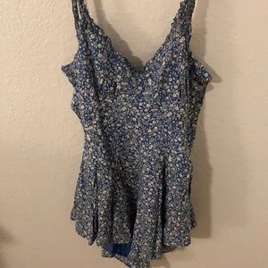 TIE BACK princess polly romper (price negotiable)